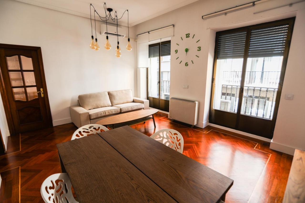 Apartamento Barco Madri Exterior foto